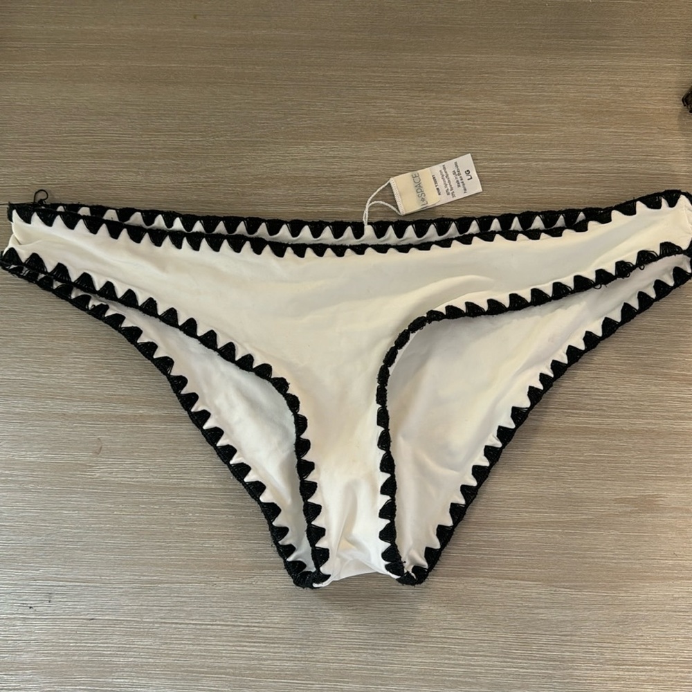 Lspace white and black bikini bottoms size large